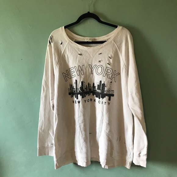 Forever 21 Tops - Forever 21 White New York Graphic Distressed Pullover